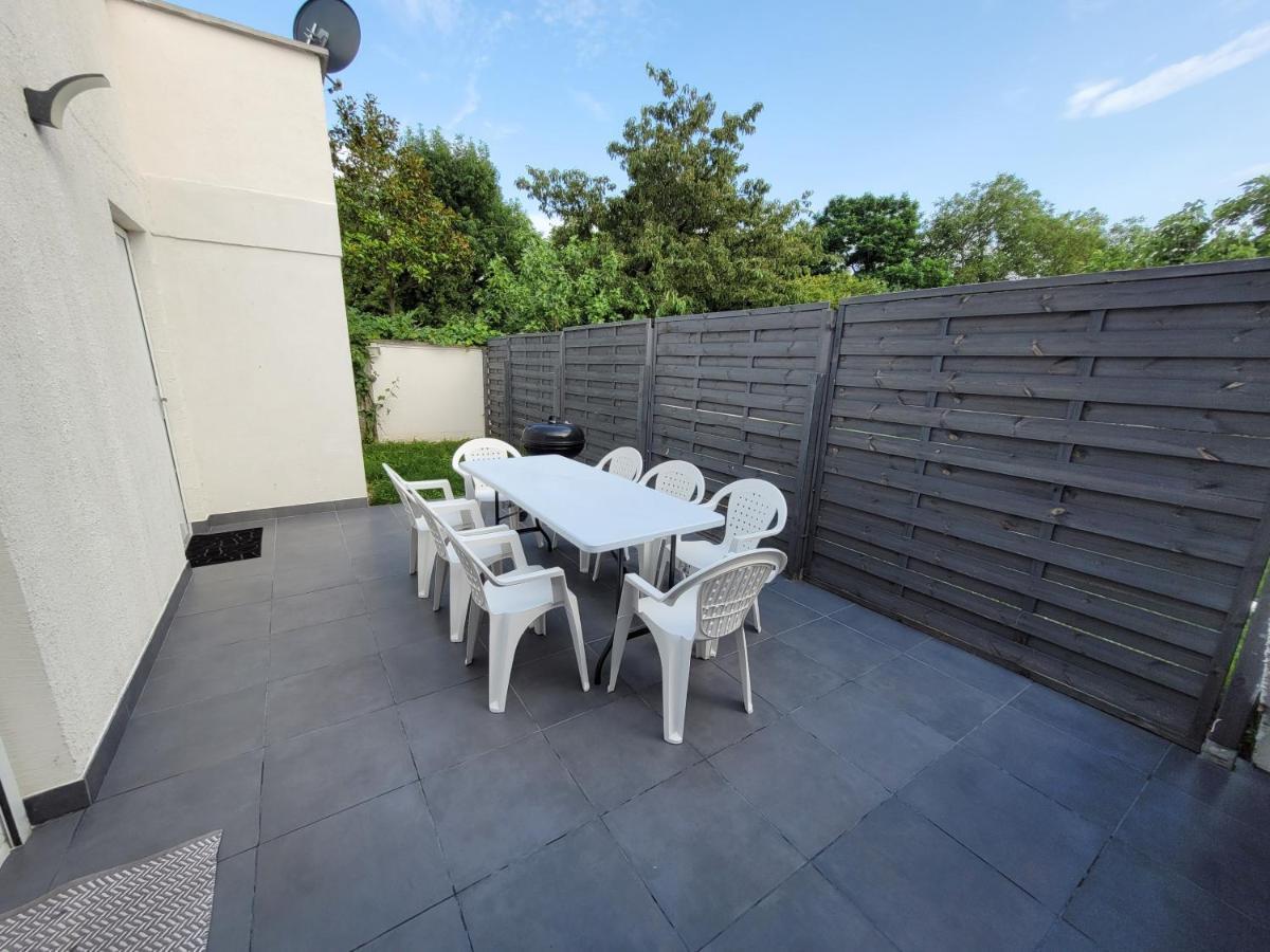 100M2 2 Chambres 8 Personnes - Grand Parking Et Terrasse Privee - Proche Cdg-Parc Expositions-Paris-Asterix-Disney Вилепинт Екстериор снимка